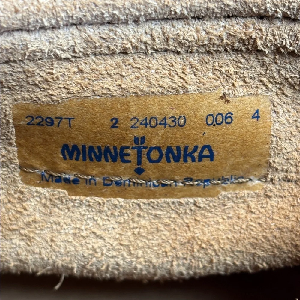 Minnetonka Tan Suede Moccasins